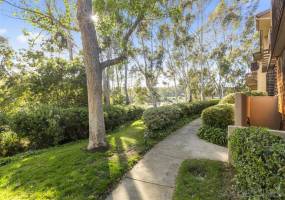 8860 Villa La Jolla Dr, La Jolla, California, United States 92037, 2 Bedrooms Bedrooms, ,For sale,Villa La Jolla Dr,200021899