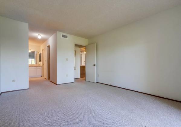 7755 Saranac Pl, La Mesa, California, United States 91942, 2 Bedrooms Bedrooms, ,For sale,Saranac Pl,200021909