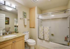 2400 5th Ave, San Diego, California, United States 92101, 2 Bedrooms Bedrooms, ,For sale,5th Ave,200021913