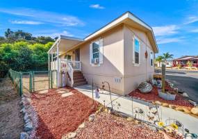 3909 Reche Rd, Fallbrook, California, United States 92028, 3 Bedrooms Bedrooms, ,For sale,Reche Rd,200021914