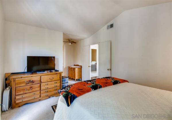 1644 Sherbrooke St, San Diego, California, United States 92139, 4 Bedrooms Bedrooms, ,For sale,Sherbrooke St,200021930