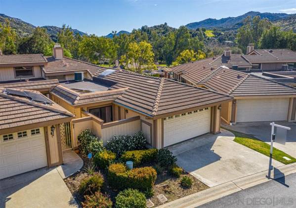 8549 Circle R Valley Lane, Escondido, California, United States 92026, 3 Bedrooms Bedrooms, ,1 BathroomBathrooms,For sale,Circle R Valley Lane,200021935