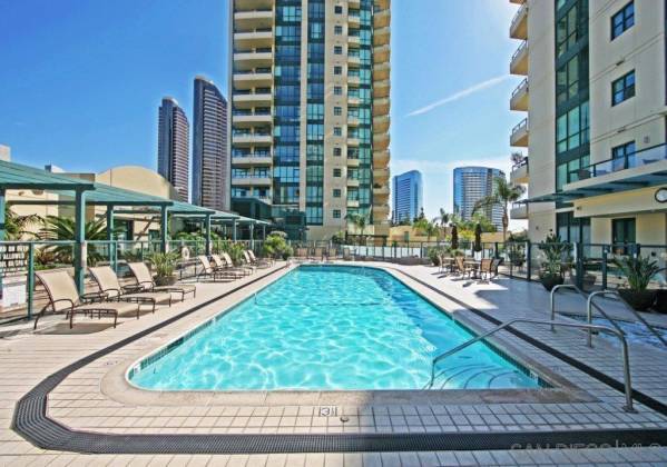 555 Front Street, San Diego, California, United States 92101, 2 Bedrooms Bedrooms, ,For sale,Front Street,200021946