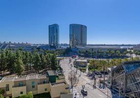 555 Front Street, San Diego, California, United States 92101, 2 Bedrooms Bedrooms, ,For sale,Front Street,200021946