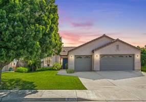 1325 LINSAY PLACE, Escondido, California, United States 92026, 3 Bedrooms Bedrooms, ,For sale,LINSAY PLACE,200021956