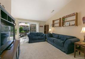 1325 LINSAY PLACE, Escondido, California, United States 92026, 3 Bedrooms Bedrooms, ,For sale,LINSAY PLACE,200021956