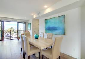 6633 La Jolla Blvd, La Jolla, California, United States 92037, 2 Bedrooms Bedrooms, ,1 BathroomBathrooms,For sale,La Jolla Blvd,200021967