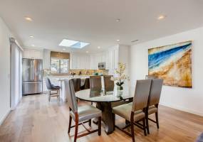 6639 La Jolla Blvd, La Jolla, California, United States 92037, 2 Bedrooms Bedrooms, ,2 BathroomsBathrooms,For sale,La Jolla Blvd,200021972