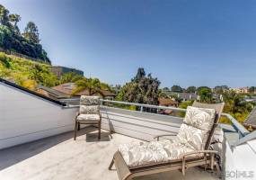 958 Valley Ave, Solana Beach, California, United States 92075, 3 Bedrooms Bedrooms, ,For sale,Valley Ave,200021978