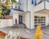 958 Valley Ave, Solana Beach, California, United States 92075, 3 Bedrooms Bedrooms, ,For sale,Valley Ave,200021978