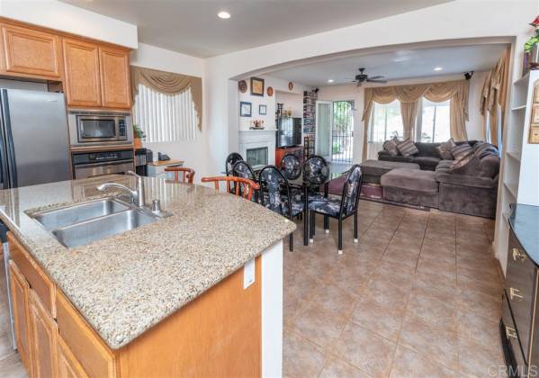 1457 Trailwood Ave, Chula Vista, California, United States 91913, 5 Bedrooms Bedrooms, ,For sale,Trailwood Ave,200021981