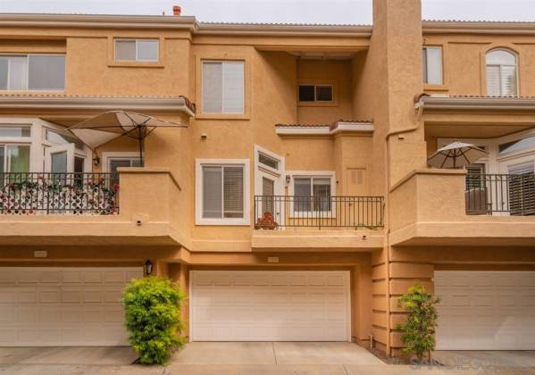 7175 Calabria Ct., San Diego, California, United States 92122, 2 Bedrooms Bedrooms, ,1 BathroomBathrooms,For sale,Calabria Ct.,200021984