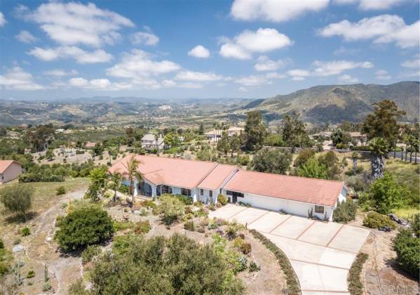 1466 Java Hills, Fallbrook, California, United States 92028, 3 Bedrooms Bedrooms, ,1 BathroomBathrooms,For sale,Java Hills,200021989