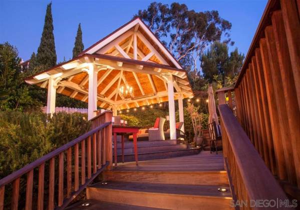 1227 Olivet Street, La Jolla, California, United States 92037, 3 Bedrooms Bedrooms, ,For sale,Olivet Street,200021995