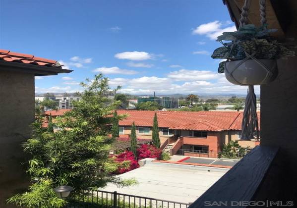 101 Spruce St, Escondido, California, United States 92025, 2 Bedrooms Bedrooms, ,For sale,Spruce St,200022021