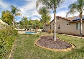 17361 Rising Dale Way, Ramona, California, United States 92065, 3 Bedrooms Bedrooms, ,For sale,Rising Dale Way,200022027