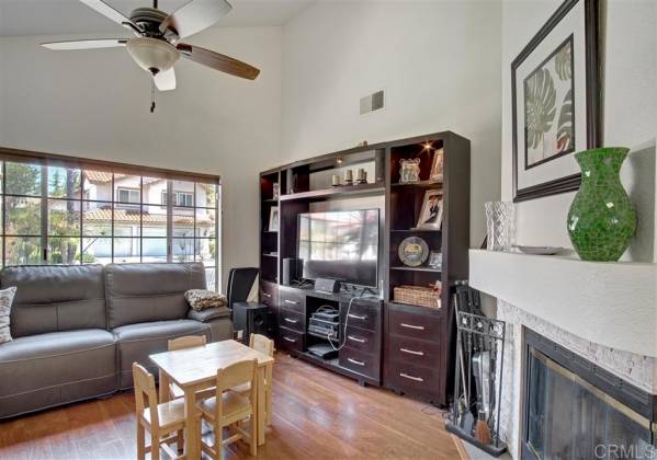 1538 Madrid Dr., Vista, California, United States 92081, 3 Bedrooms Bedrooms, ,For sale,Madrid Dr.,200022030