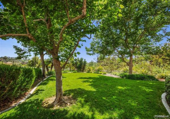 7486 Altiva Pl, Carlsbad, California, United States 92009, 1 Bedroom Bedrooms, ,For sale,Altiva Pl,200022031