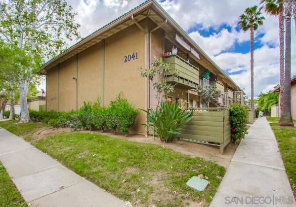 2041 Grand Ave, Escondido, California, United States 92027, 2 Bedrooms Bedrooms, ,For sale,Grand Ave,200022049