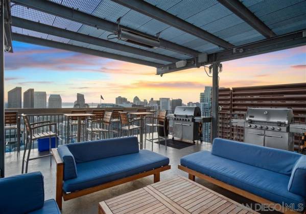 321 10th Ave, San Diego, California, United States 92101, 1 Bedroom Bedrooms, ,For sale,10th Ave,200022053