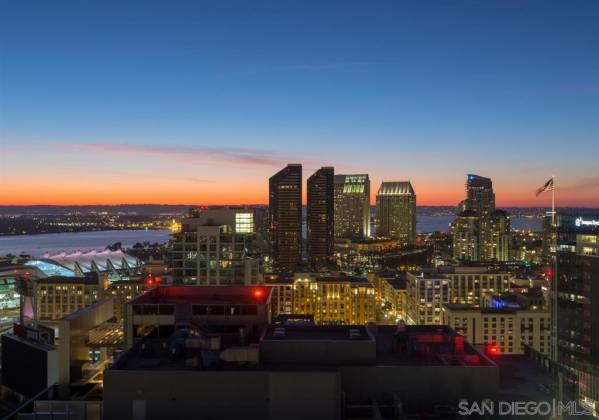 321 10th Ave, San Diego, California, United States 92101, 1 Bedroom Bedrooms, ,For sale,10th Ave,200022053