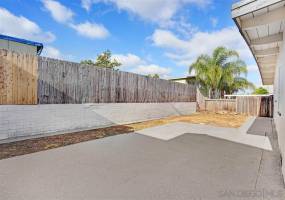 7815 Palm St, Lemon Grove, California, United States 91945, 3 Bedrooms Bedrooms, ,For sale,Palm St,200022075