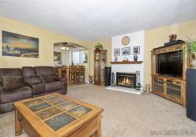 8960 New Seabury Dr, Santee, California, United States 92071, 3 Bedrooms Bedrooms, ,For sale,New Seabury Dr,200022097