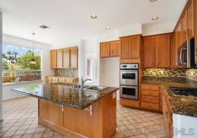 1108 Corrales Ln, Chula Vista, California, United States 91910, 5 Bedrooms Bedrooms, ,For sale,Corrales Ln,200022177