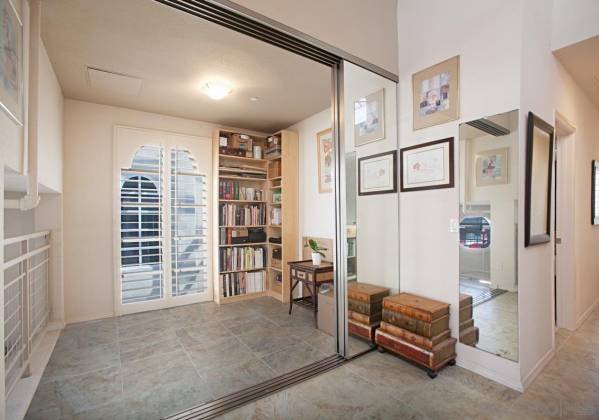 7514 Girard Avenue, La Jolla, California, United States 92037, 1 Bedroom Bedrooms, ,For sale,Girard Avenue,200006148