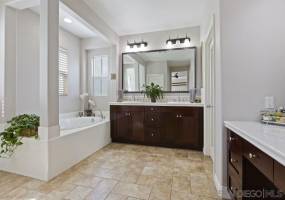 6325 Greenhaven Drive, Carlsbad, California, United States 92009, 3 Bedrooms Bedrooms, ,1 BathroomBathrooms,For sale,Greenhaven Drive,200010349