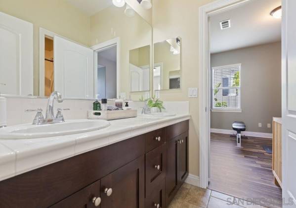 6325 Greenhaven Drive, Carlsbad, California, United States 92009, 3 Bedrooms Bedrooms, ,1 BathroomBathrooms,For sale,Greenhaven Drive,200010349