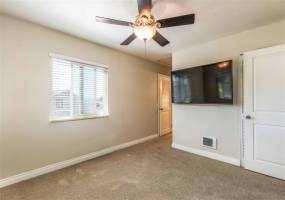 1423 Graves Ave, El Cajon, California, United States 92021, 2 Bedrooms Bedrooms, ,For sale,Graves Ave,200022277