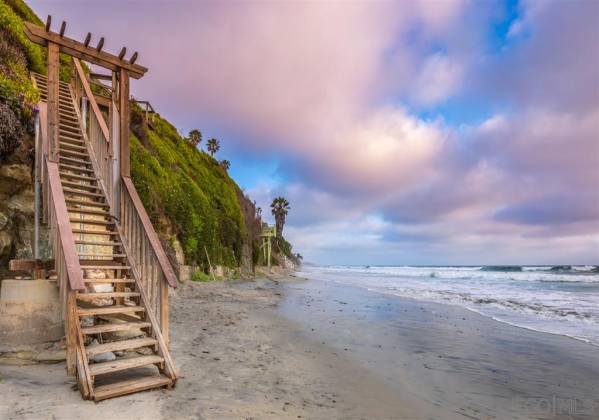 1614 Neptune Ave, Encinitas, California, United States 92024, 5 Bedrooms Bedrooms, ,1 BathroomBathrooms,For sale,Neptune Ave,200026205