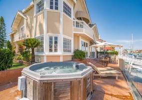 35 Buccaneer Way, Coronado, California, United States 92118, 5 Bedrooms Bedrooms, ,1 BathroomBathrooms,For sale,Buccaneer Way,200027247