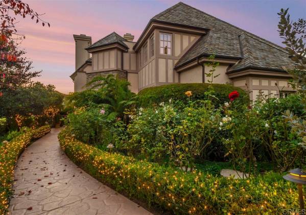 6115 Clubhouse Drive, Rancho Santa Fe, California, United States 92067, 3 Bedrooms Bedrooms, ,2 BathroomsBathrooms,For sale,Clubhouse Drive,200031644