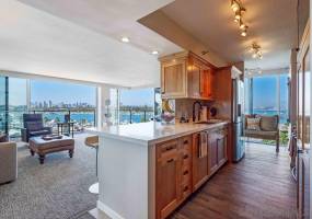 1750 Avenida Del Mundo, Coronado, California, United States 92118, 2 Bedrooms Bedrooms, ,For sale,Avenida Del Mundo,200031766