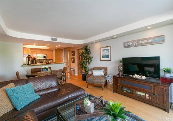 1830 Avenida Del Mundo, Coronado, California, United States 92118, 1 Bedroom Bedrooms, ,For sale,Avenida Del Mundo,200033040