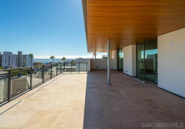 Private Roof Terrace