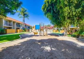 589 Johnson Ave, El Cajon, California, United States 92020, 2 Bedrooms Bedrooms, ,For sale,Johnson Ave,200036504