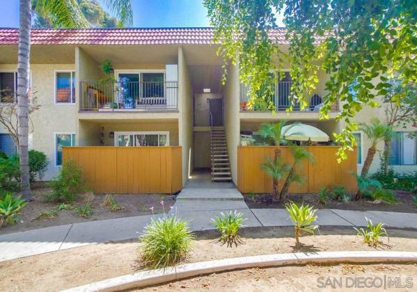 589 Johnson Ave, El Cajon, California, United States 92020, 2 Bedrooms Bedrooms, ,For sale,Johnson Ave,200036504