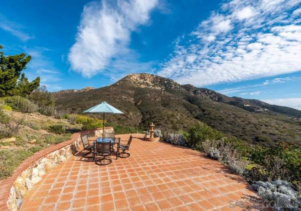 17268 Dos Hermanos, Poway, California, United States 92064, 5 Bedrooms Bedrooms, ,1 BathroomBathrooms,For sale,Dos Hermanos,200036314