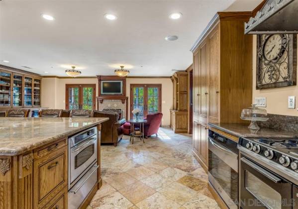 18351 Via de Las Flores, Rancho Sante Fe, California, United States 92067, 6 Bedrooms Bedrooms, ,2 BathroomsBathrooms,For sale,Via de Las Flores,190045824