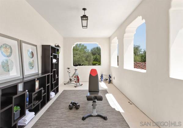 7912 Entrada De Luz E, San Diego, California, United States 92127, 6 Bedrooms Bedrooms, ,1 BathroomBathrooms,For sale,Entrada De Luz E,200037965