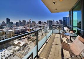 325 7th Ave, San Diego, California, United States 92101, 2 Bedrooms Bedrooms, ,For sale,7th Ave,200038226