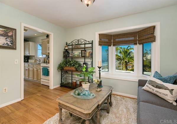 213 PACIFIC, OCEANSIDE, California, United States 92054, 3 Bedrooms Bedrooms, ,For sale,PACIFIC,200033990