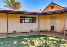 2260 Calle Poco, El Cajon, California, United States 92019, 3 Bedrooms Bedrooms, ,For sale,Calle Poco,200038268