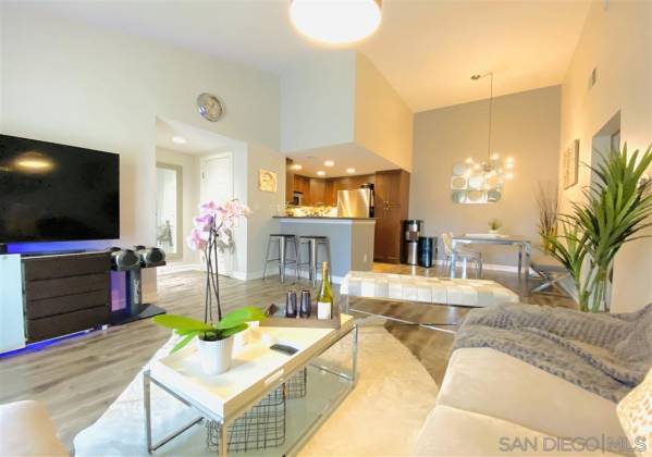 15393 MATURIN DRIVE, SAN DIEGO, California, United States 92127, 1 Bedroom Bedrooms, ,For sale,MATURIN DRIVE,200040838