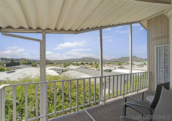 955 Howard Ave, Escondido, California, United States 92029, 3 Bedrooms Bedrooms, ,For sale,Howard Ave,200030772