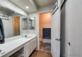 5985 Dandridge Ln, San Diego, California, United States 92115, 2 Bedrooms Bedrooms, ,For sale,Dandridge Ln,200040890