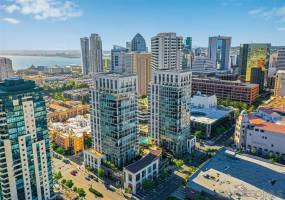 645 Front St, San Diego, California, United States 92101, 2 Bedrooms Bedrooms, ,For sale,Front St,200041722